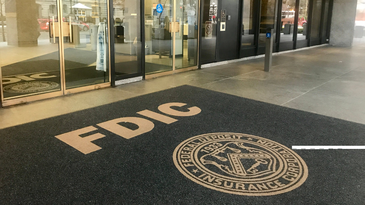 FDIC Asks Banks to Disclose Crypto Plans